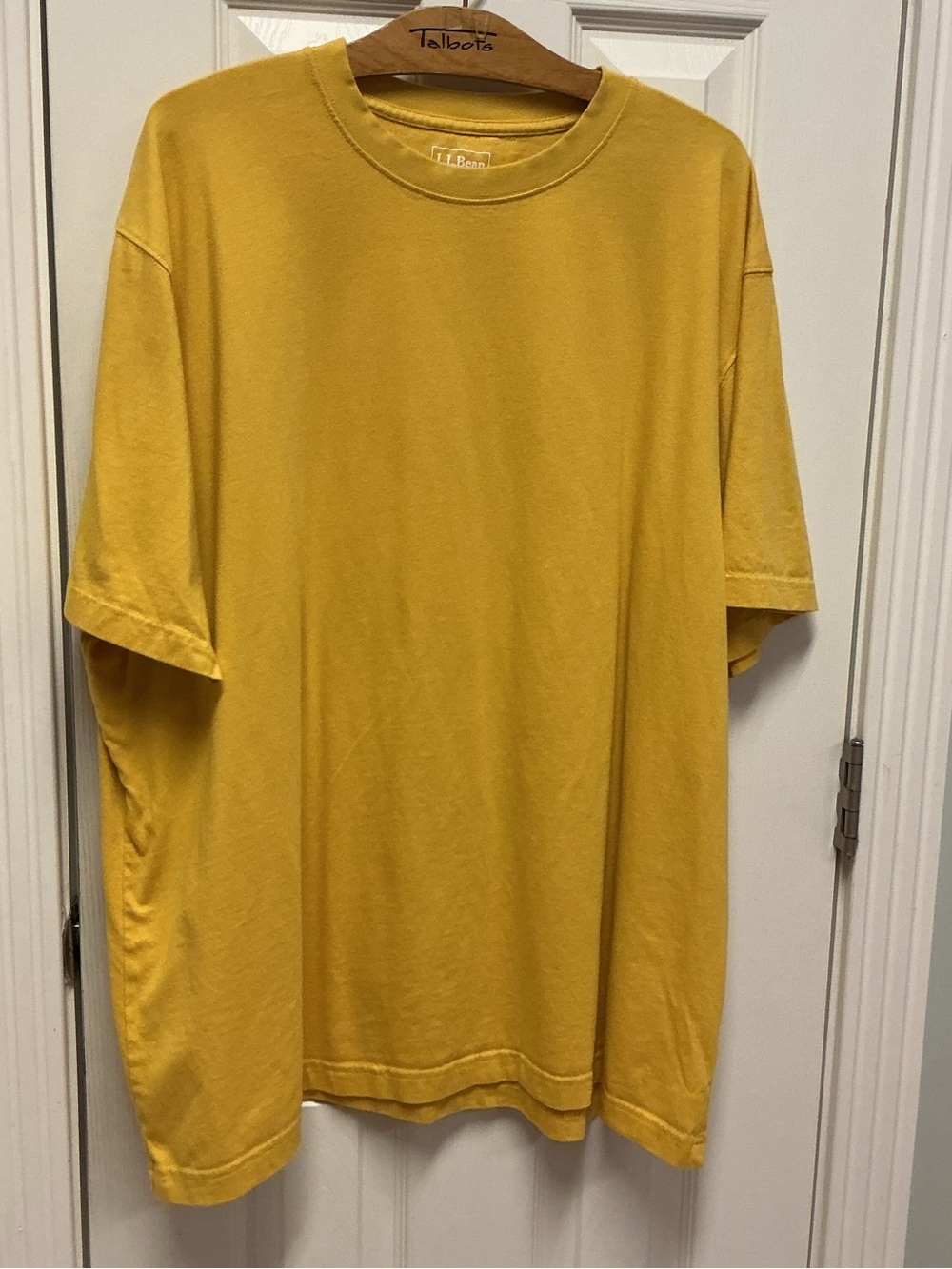 L.L.Bean Men’s XXL Regular Yellow Traditional Fit Crew Neck Cotton Logo Tee